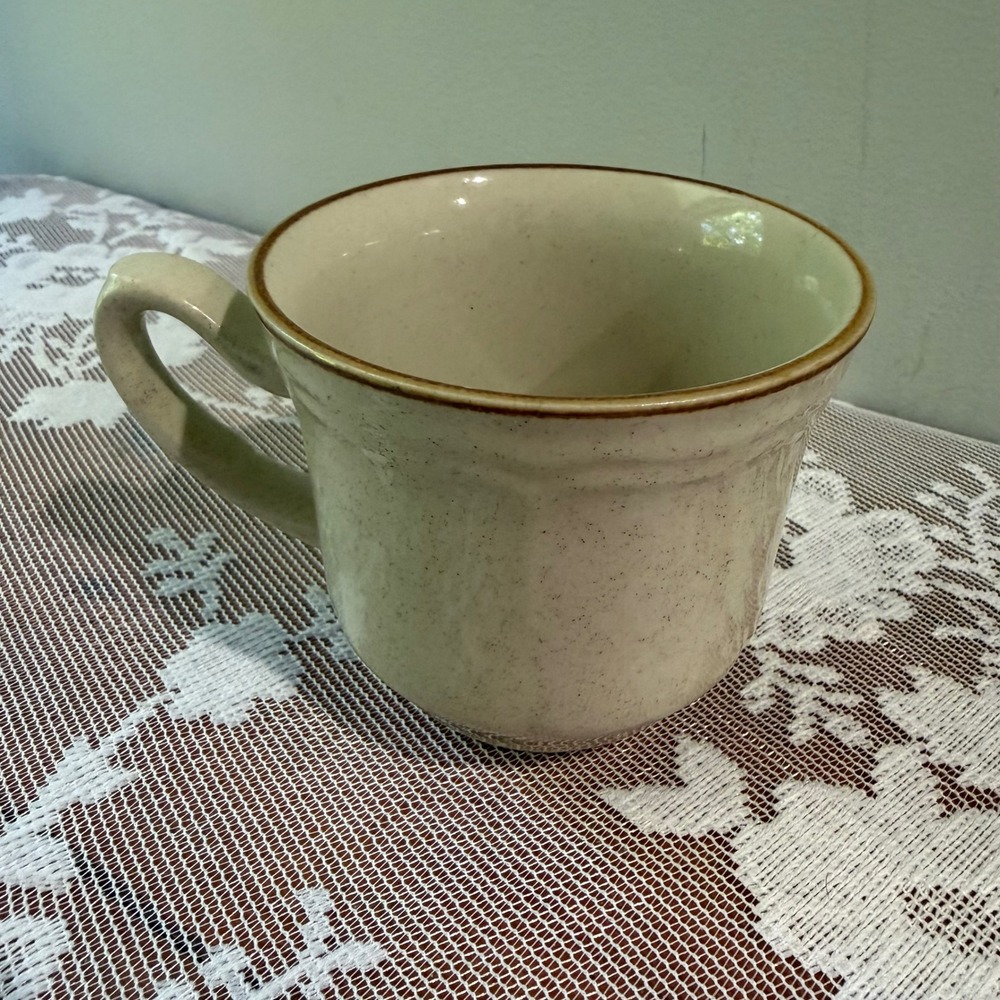 Hearthside Stoneware Mug The Classics Japan Cream Brown Speckled Excellent